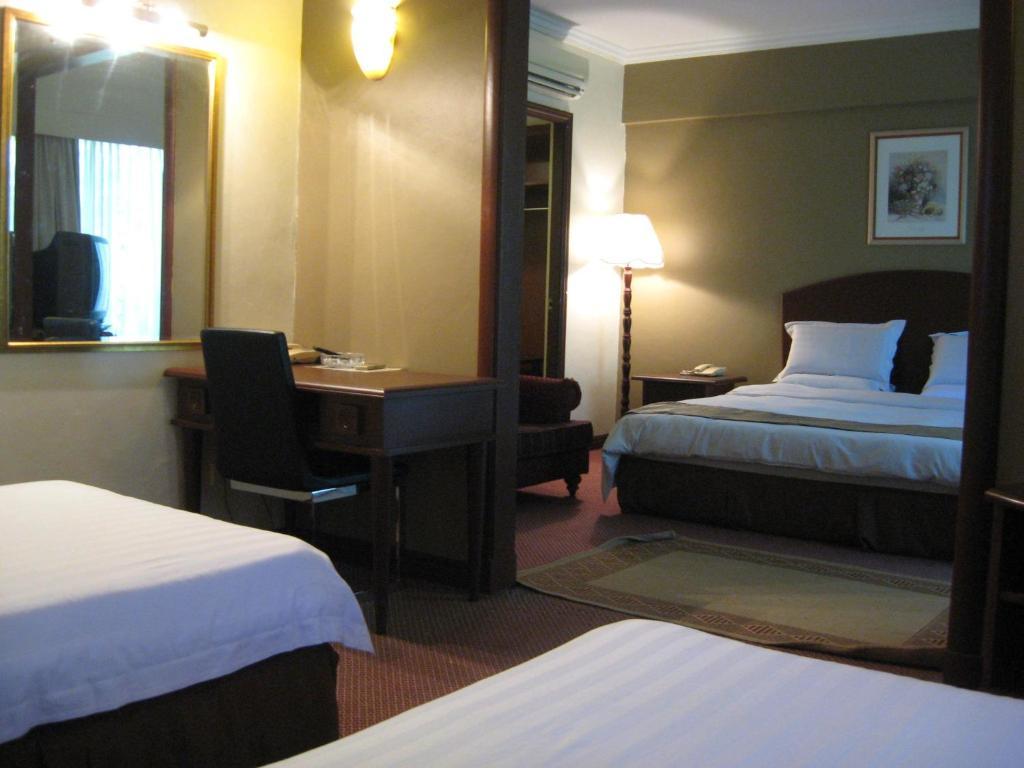 Casuarina Hotel Kota Kinabalu Oda fotoğraf